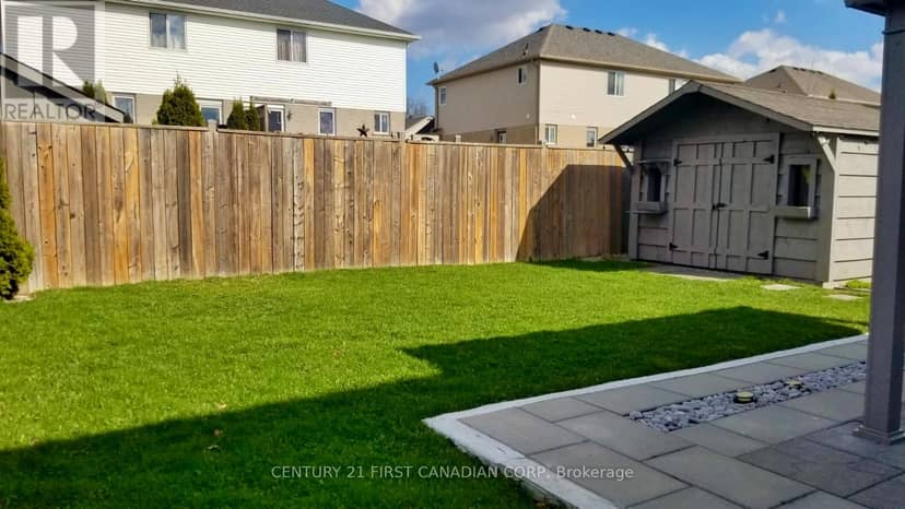 9 Barrett Crescent — photo 23 of 28