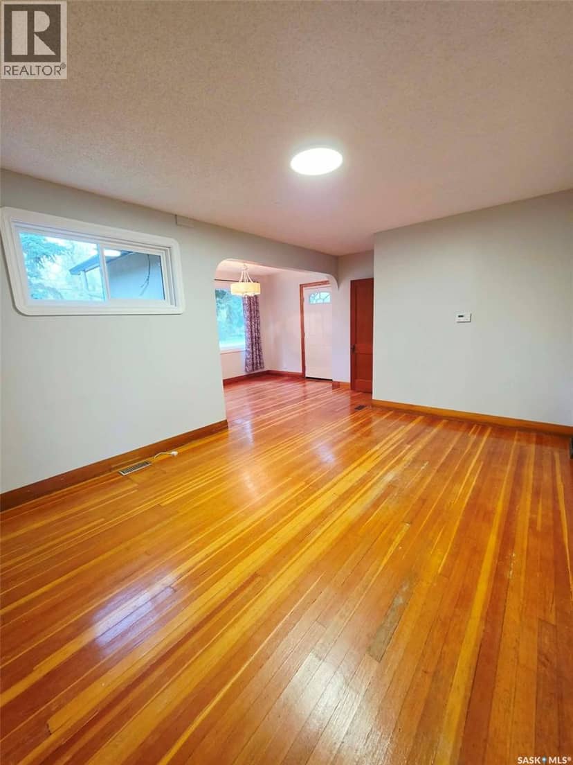 310 Parks STREET — photo 13 of 40