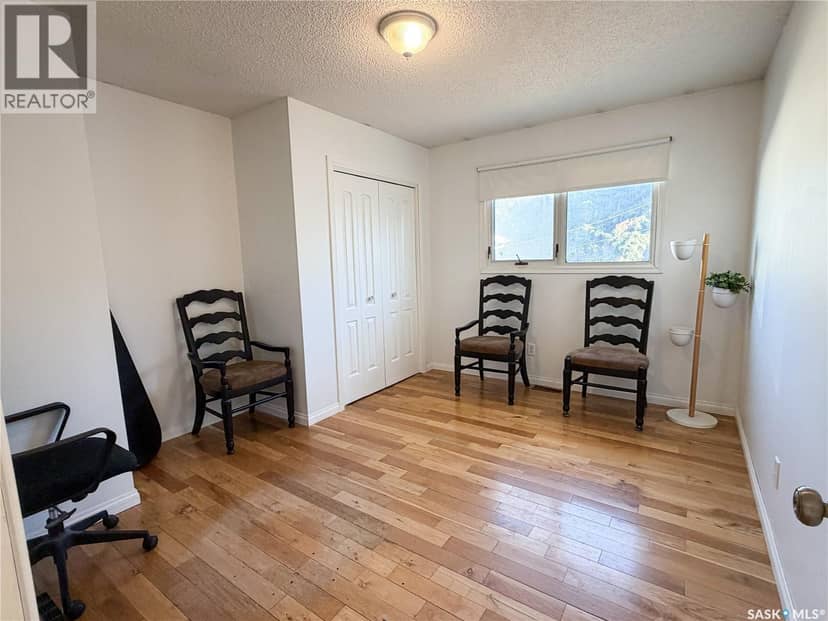 10 Evans PLACE — photo 12 of 28