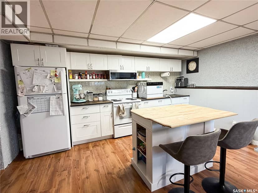10 Evans PLACE — photo 18 of 28