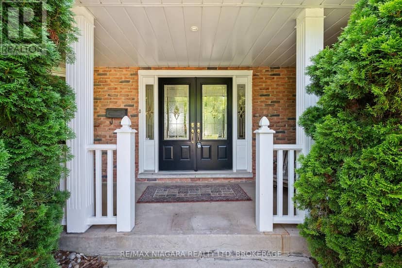 21 Garrison Village Drive, Niagara-on-the-Lake, photo 4