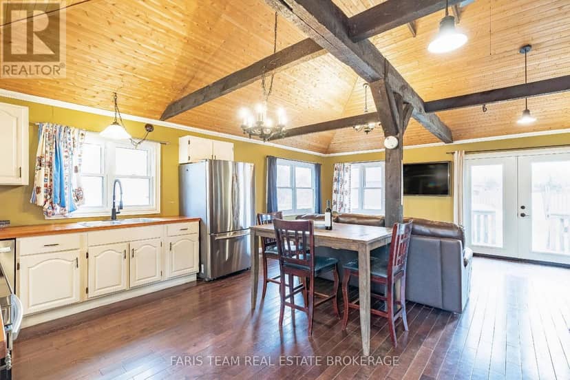 1417 Maple Way — photo 12 of 37