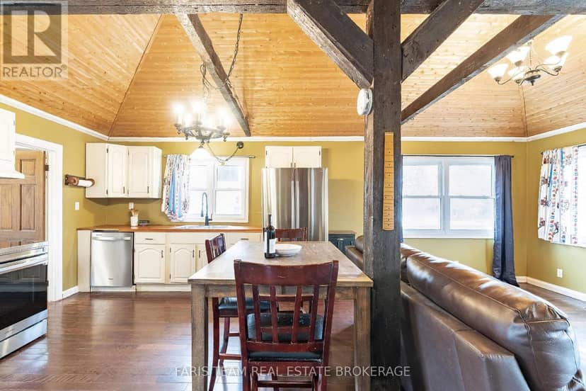 1417 Maple Way — photo 14 of 37