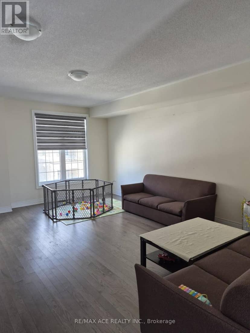 32 Andress Way — photo 4 of 6