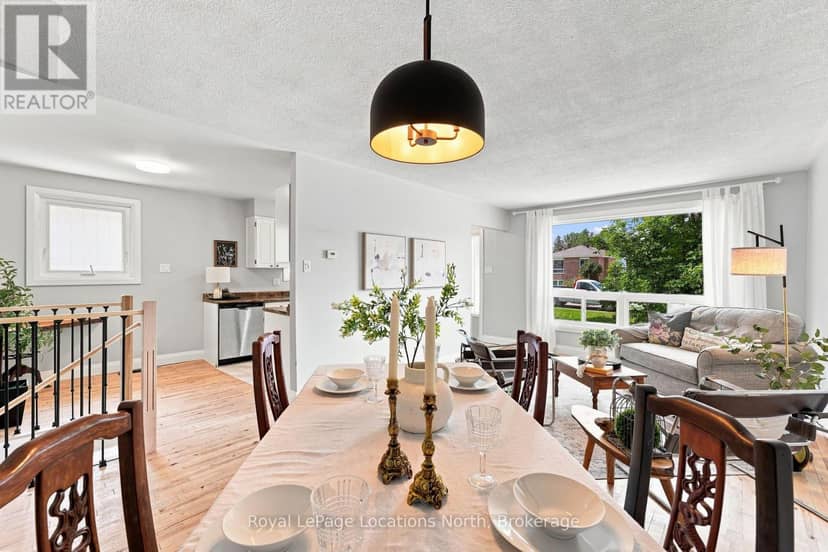 32 Courtice Crescent — photo 7 of 40