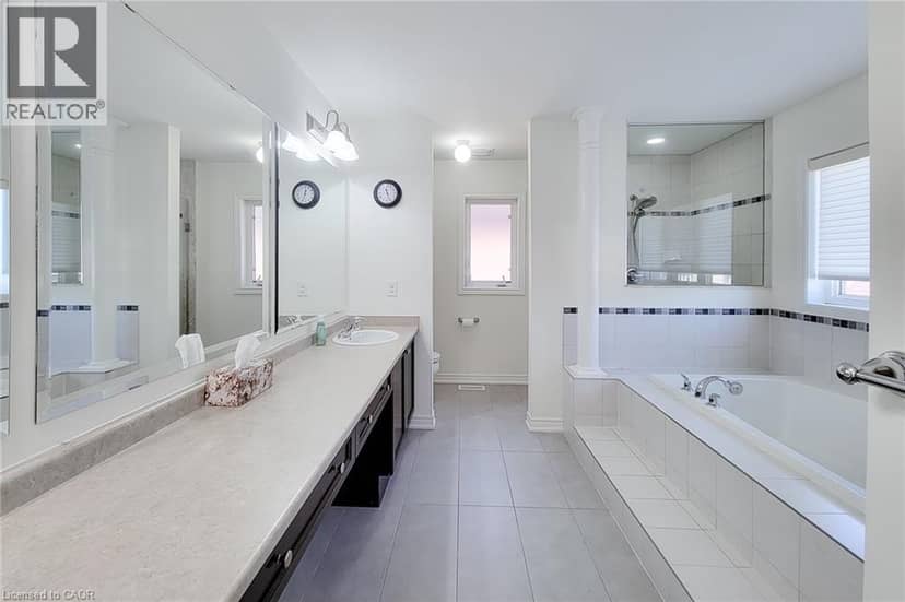 23 CURRAN Road — photo 32 of 40
