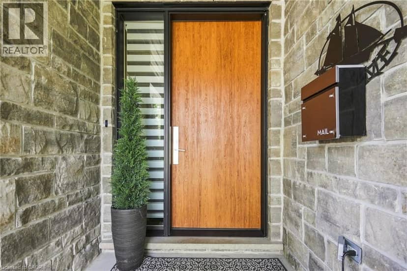 42 CARLTON Avenue, Welland, photo 5