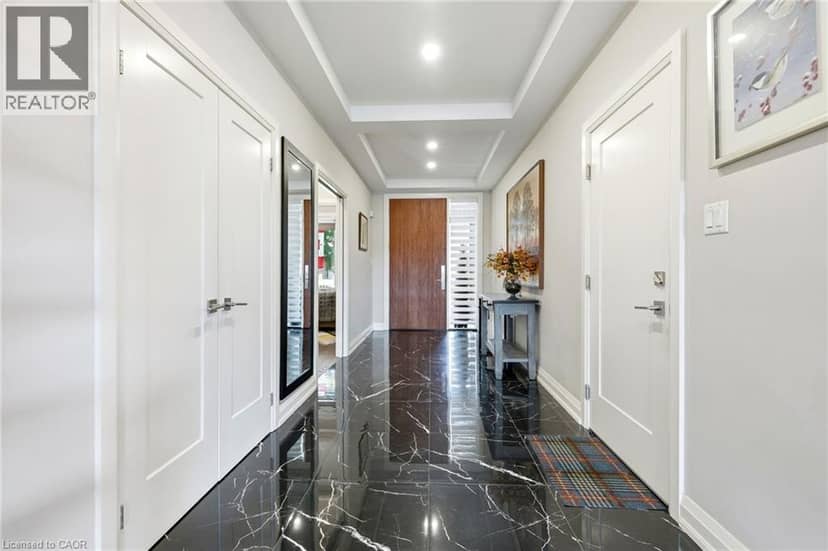 42 CARLTON Avenue, Welland, photo 6