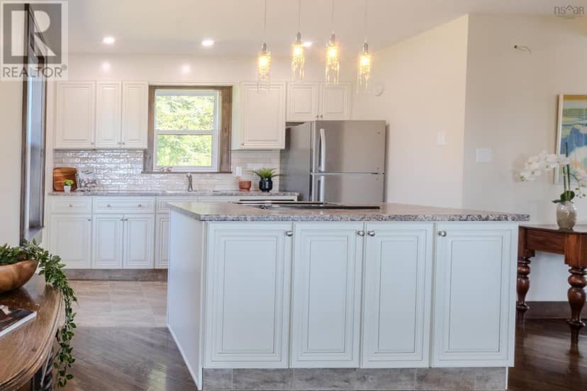 4932 Highway 329 — photo 14 of 40
