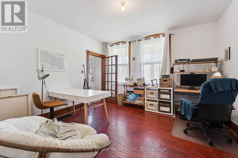 2990 Lobsinger Line, Woolwich, photo 4