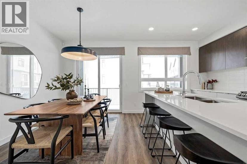 132 Quesnay Wood Link SW — photo 11 of 32