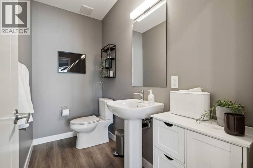 132 Quesnay Wood Link SW — photo 16 of 32