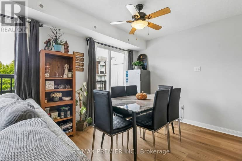 2152 - 105 George Appleton Way — photo 14 of 36