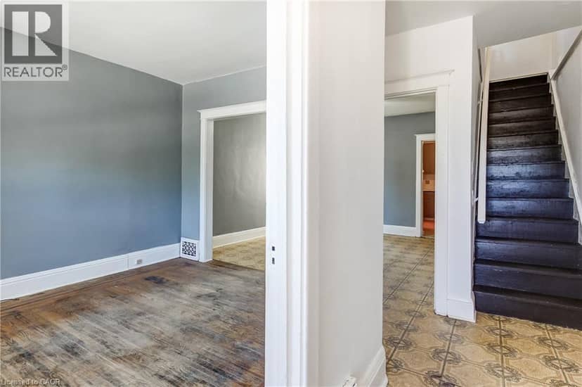 69 GAGE Avenue N, Hamilton, photo 4