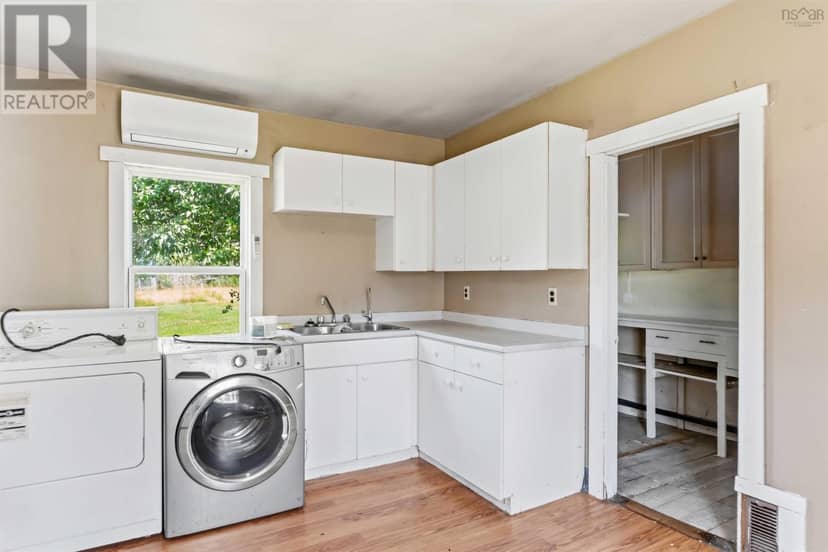 601 Seaman Street — photo 17 of 40