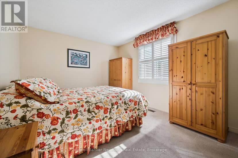 120 Landrex Boulevard — photo 16 of 27