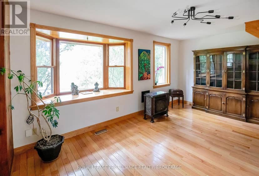 2345 Hughes Road — photo 11 of 40