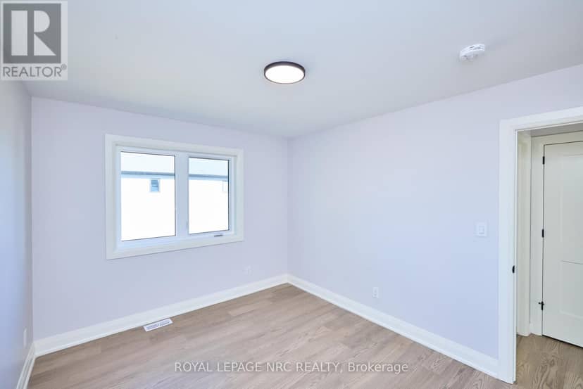 185 Hodgkins Avenue — photo 30 of 40