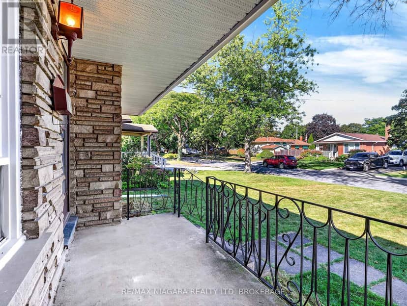 82 Regent Drive — photo 3 of 40