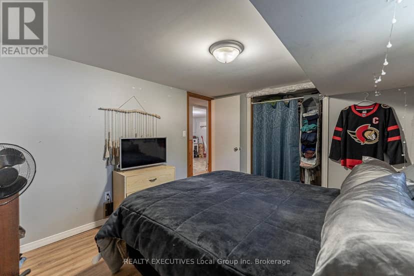 408 Nipissing Street — photo 26 of 31