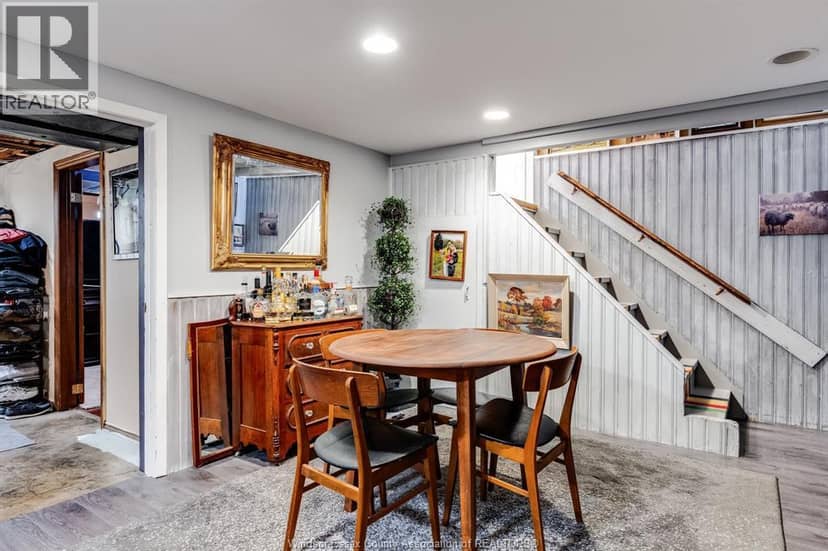 40 Nicholas Street — photo 22 of 40