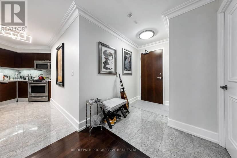 307 - 650 Sheppard Avenue E — photo 6 of 40