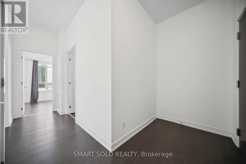 2109 - 88 Scott Street — photo 18 of 40