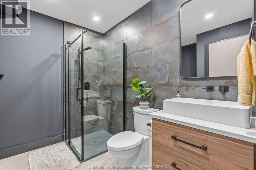 54 Dundee DRIVE West — photo 37 of 40