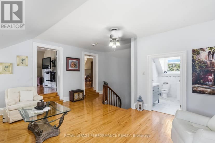 8 John Street — photo 14 of 40