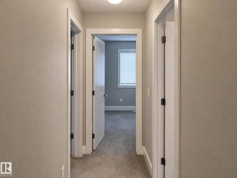 9311 66 AV NW — photo 23 of 40