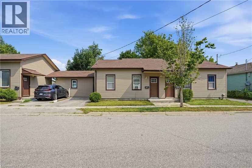102 (A-C) SARAH Street, Brantford, photo 3