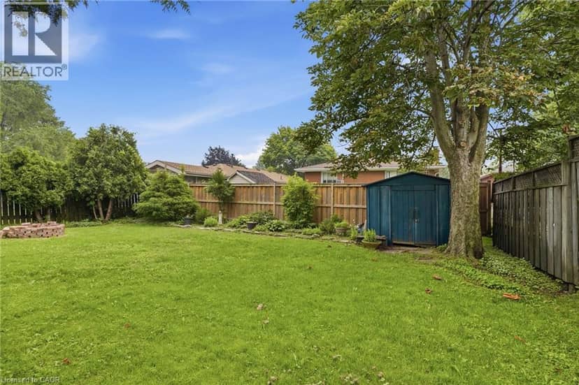834 MOHAWK Road E — photo 4 of 34