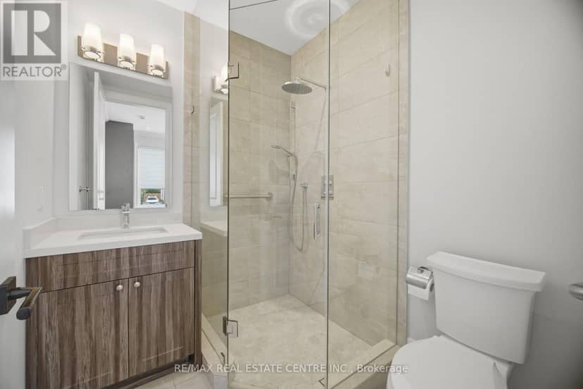 1496 Mansfield Drive — photo 19 of 40