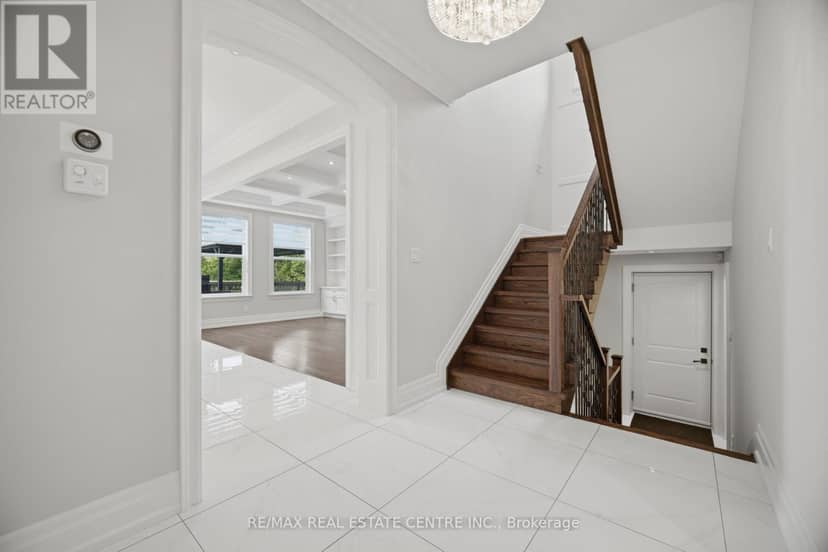 1496 Mansfield Drive — photo 21 of 40