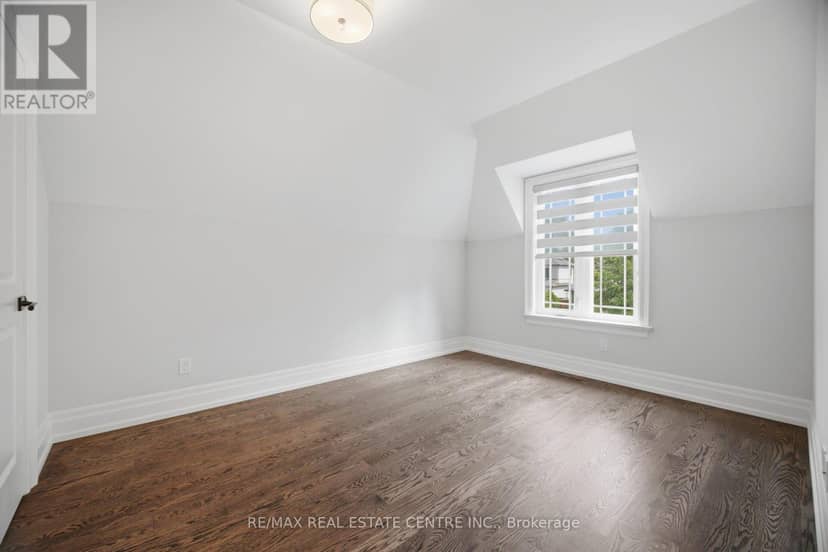 1496 Mansfield Drive — photo 32 of 40