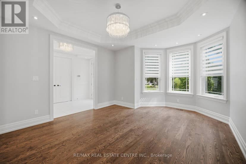 1496 Mansfield Drive — photo 6 of 40