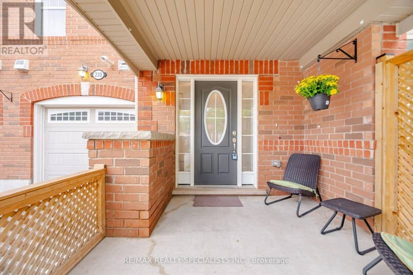 220 Mortimer Crescent, Milton, photo 4