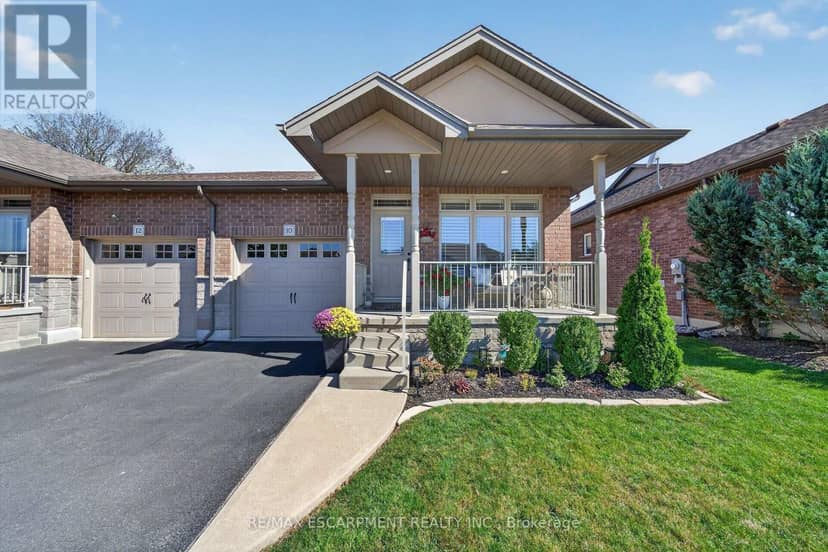 10 Macneil Court — photo 1 of 40