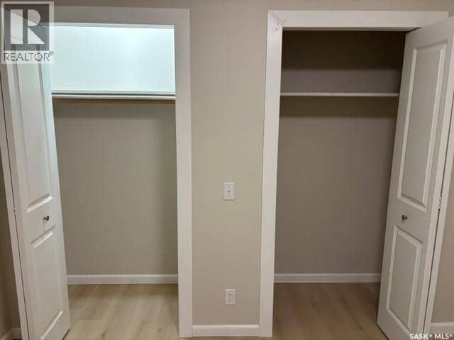 12 Roberts STREET — photo 25 of 40