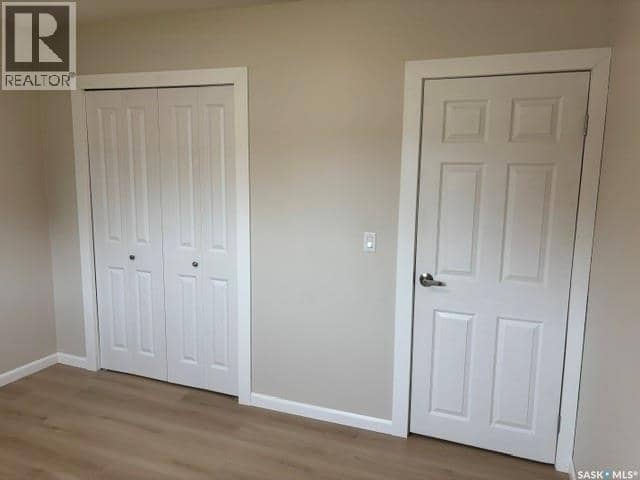 12 Roberts STREET — photo 21 of 40