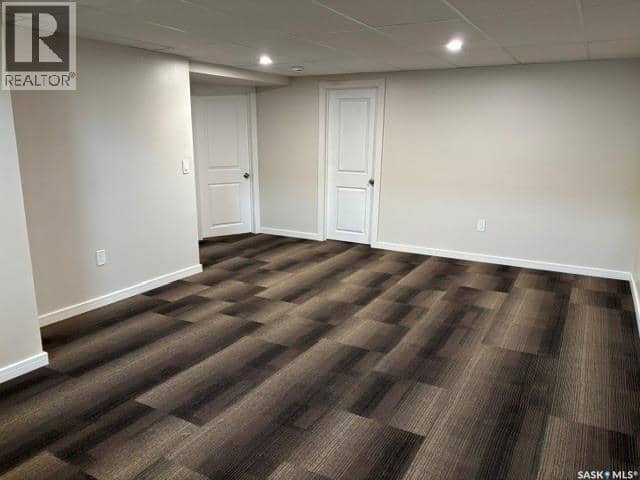 12 Roberts STREET — photo 32 of 40