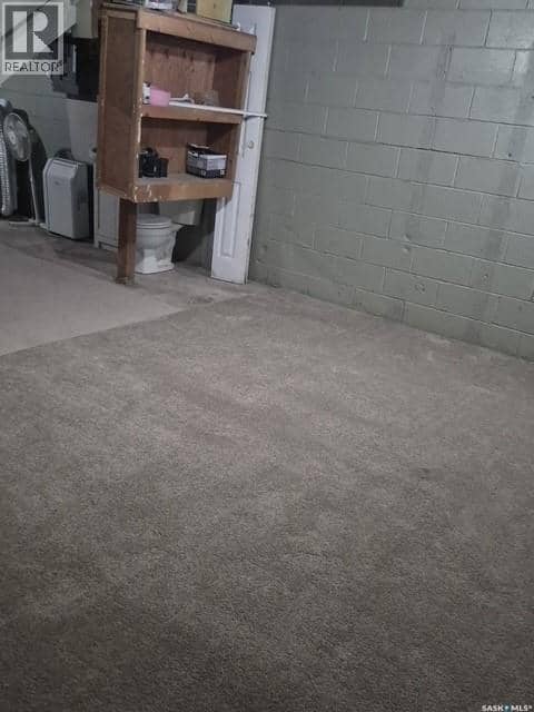 12 Roberts STREET — photo 38 of 40