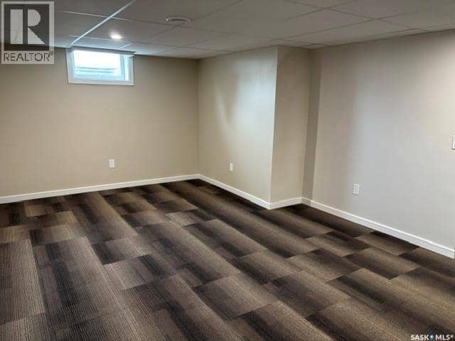 12 Roberts STREET — photo 31 of 40