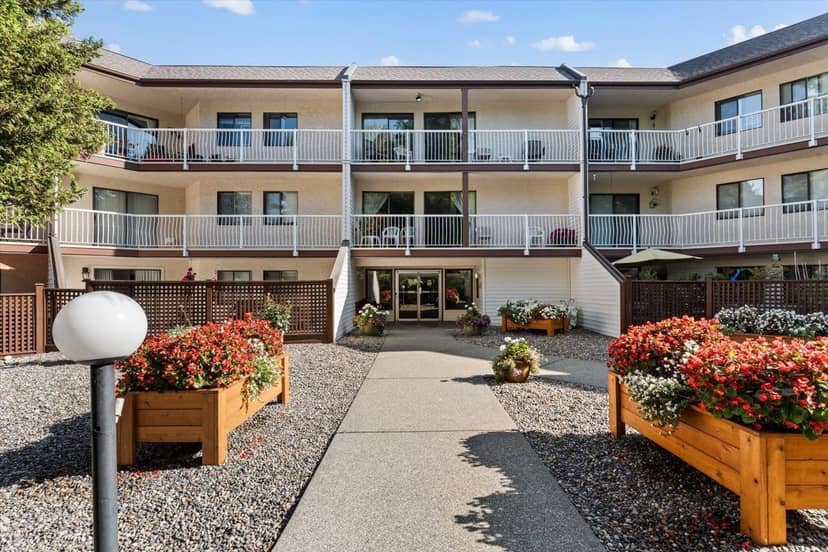 301 12890 17 AVENUE, Surrey
