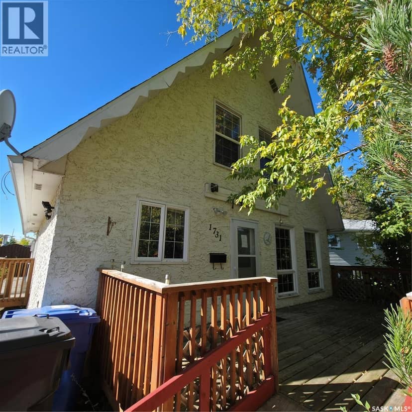 1731 Centennial CRESCENT — photo 1 of 25