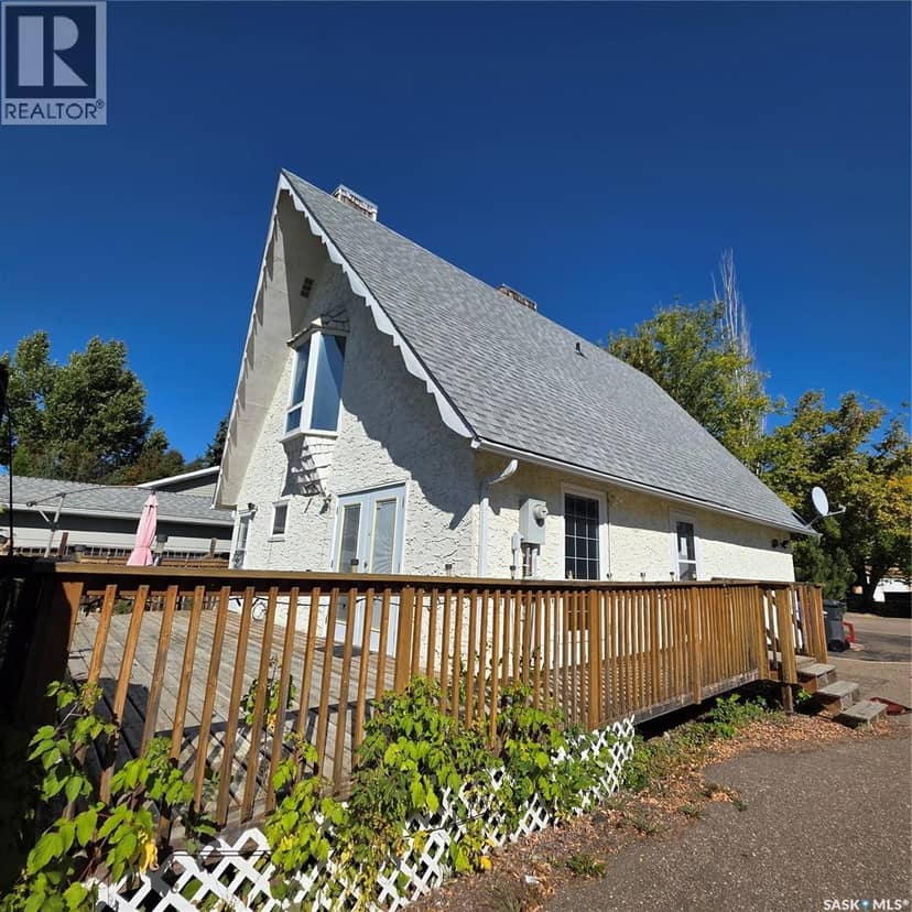 1731 Centennial CRESCENT — photo 4 of 25