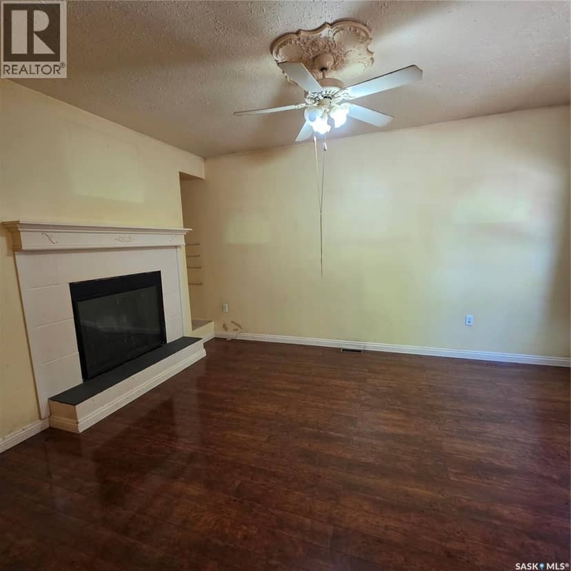 1731 Centennial CRESCENT — photo 8 of 25