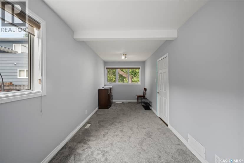 2730 Thornton AVENUE — photo 13 of 31