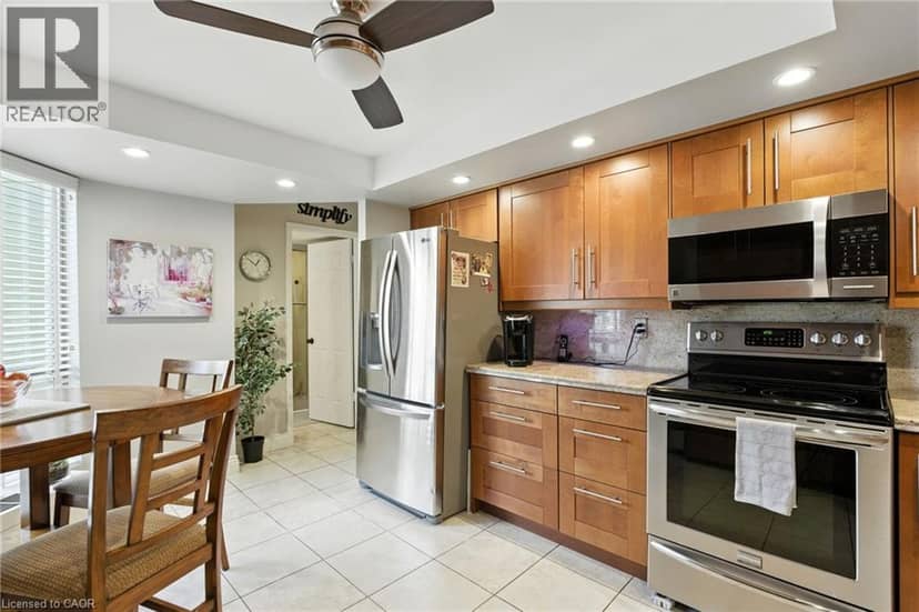 1201 NORTH SHORE Boulevard E Unit# 208 — photo 14 of 40