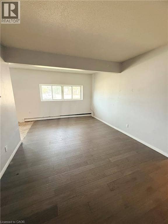 283 FAIRWAY Road N Unit# 90 — photo 5 of 11